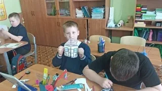 Перед  Днем семьи (15 мая) педагог-психолог Желецкая Р.В. провела урок во 2в классе.  Ребята говорил