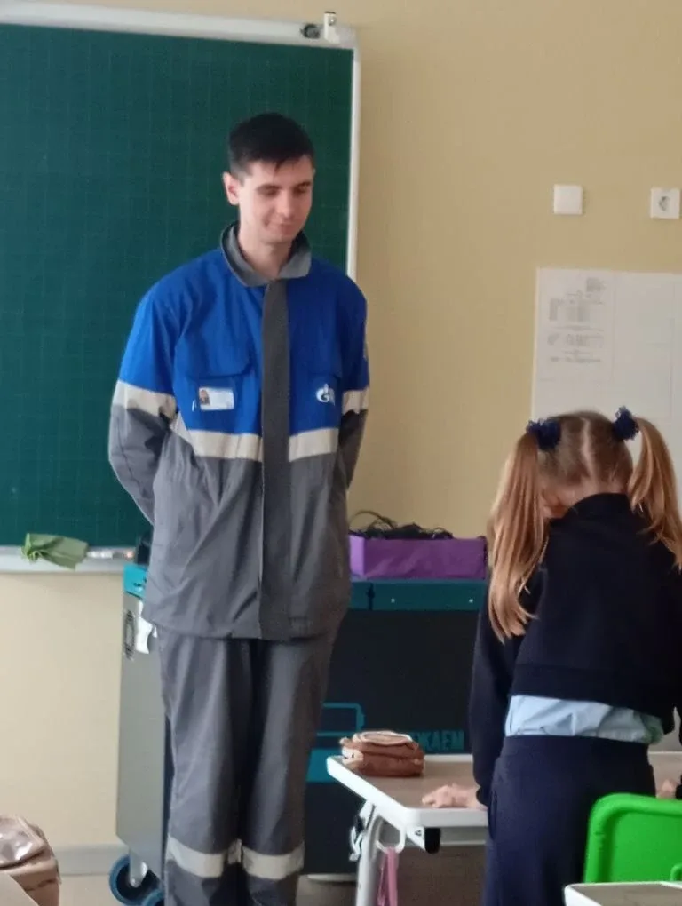 🔥 Безопасность превыше всего: важная встреча в нашей школе! 🔥  Сегодняшний день в нашей школе был по