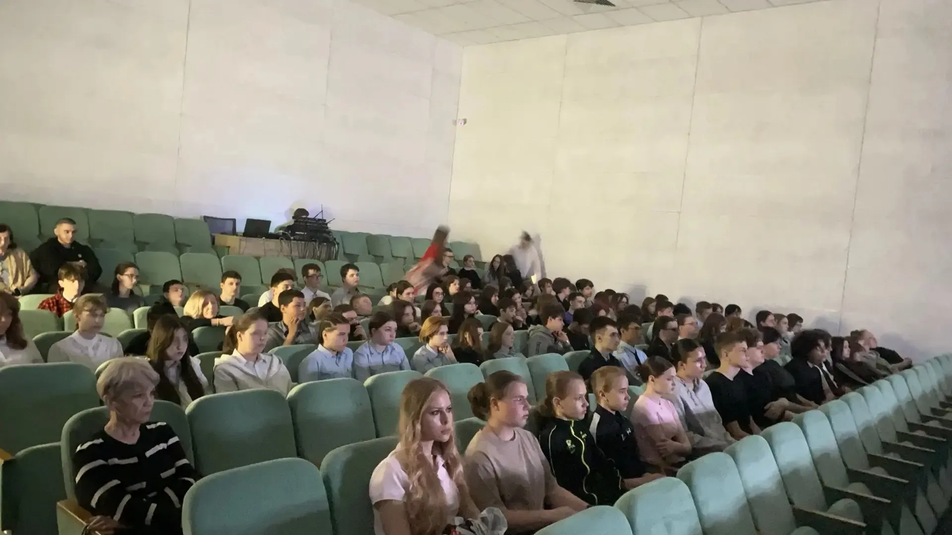 🌟 Память жива! 🌟  15 мая 2026 года в нашей школе состоялся особенный просмотр документального фильма