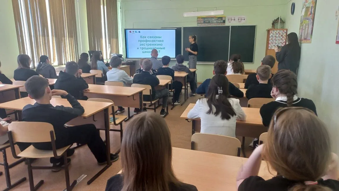📢 Семинар " Профилактика негативных социальных явлений"  Сегодня в нашей школе состоялся семинар по 