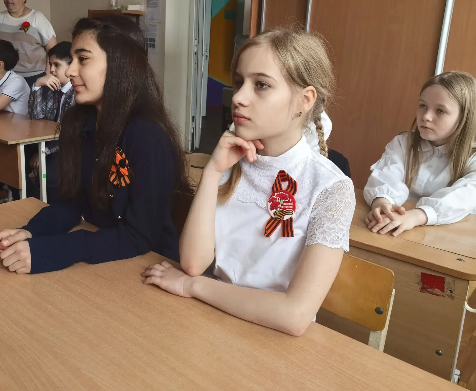 🎞️ В нашем лицее прошёл просмотр документального фильма «Командовать парадом будет он: история одног