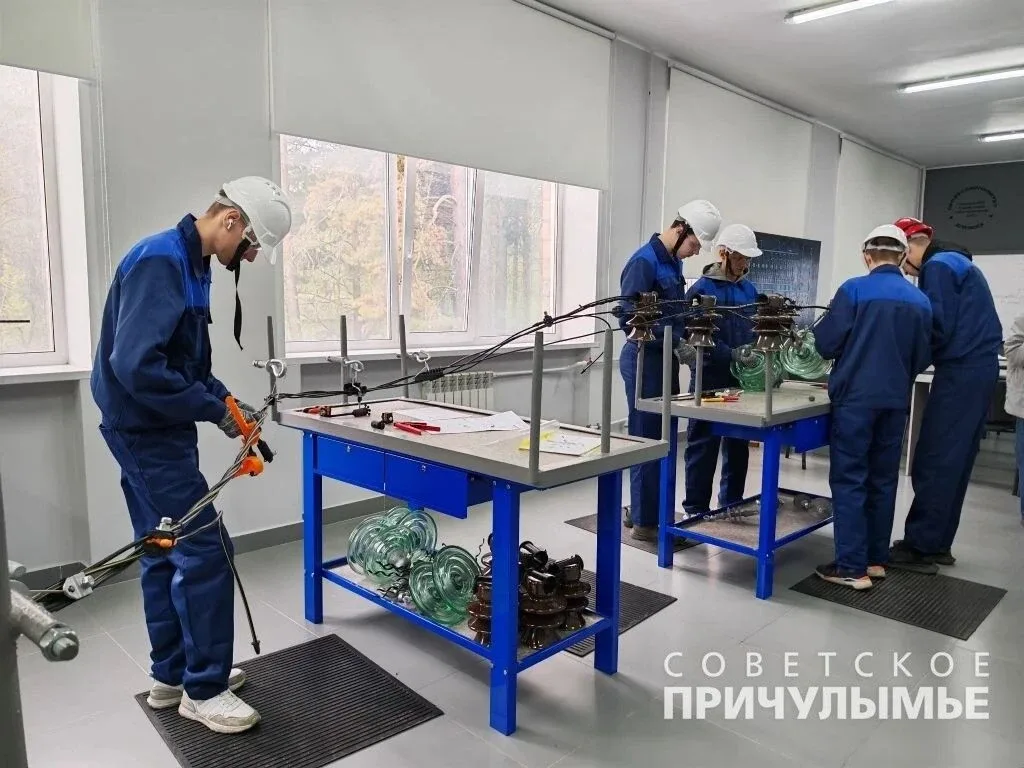 Семейноцентричность стала главной темой разговора студентов с краевыми гостями. Сегодня в Назаровско