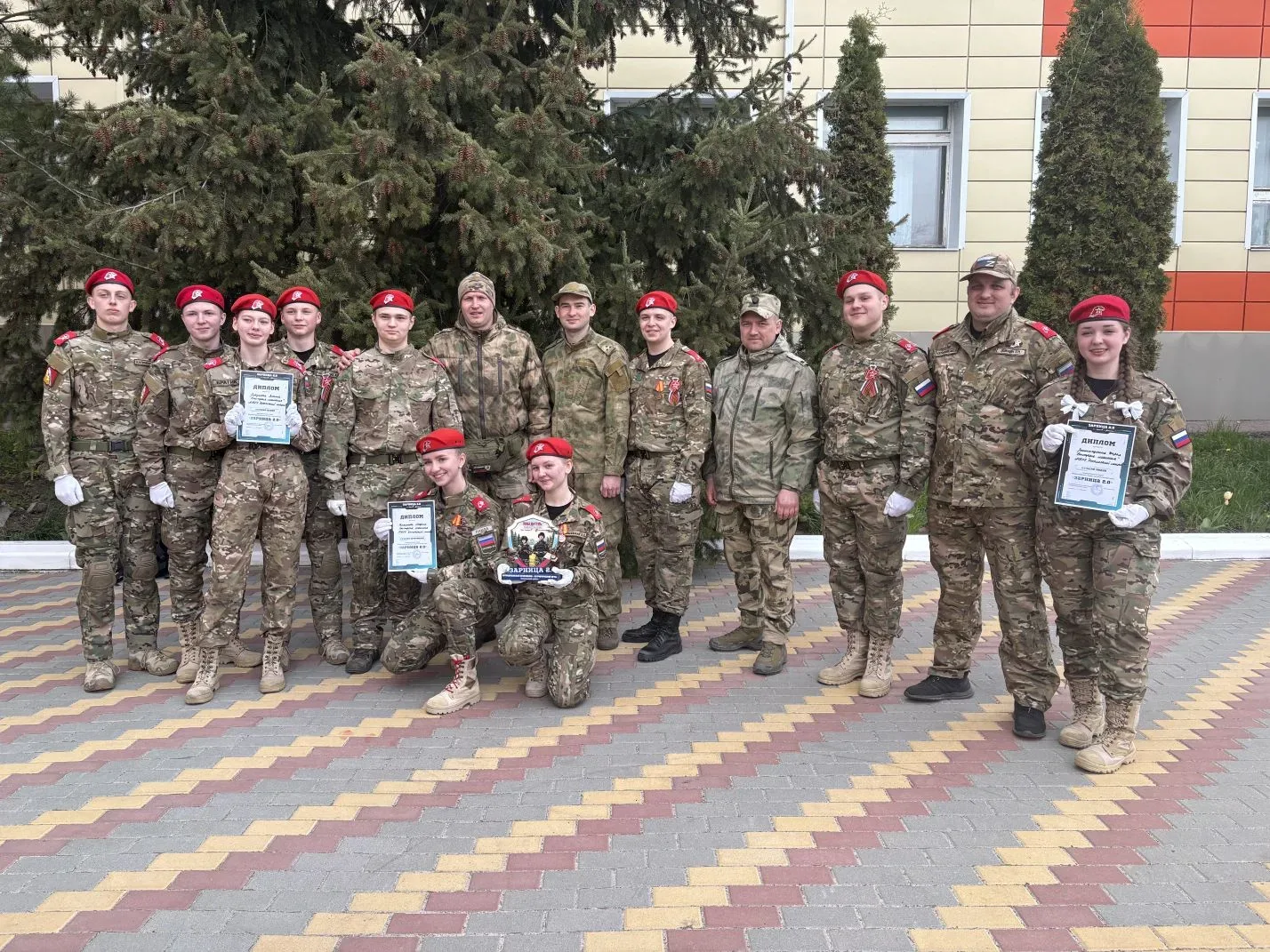 ⚡️ ПЕРВЫЕ В «ЗАРНИЦЕ 2.0»! Сегодня стены Хохольского лицея стали ареной настоящей борьбы: у нас прош