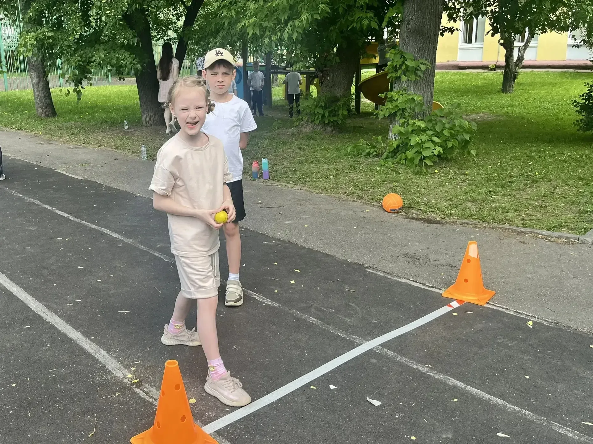 🏆 «Вызов Первых»: спортивные баталии 1–5 классов  🤸‍♀️ 21 мая в корпусах нашей школы с большим азарт