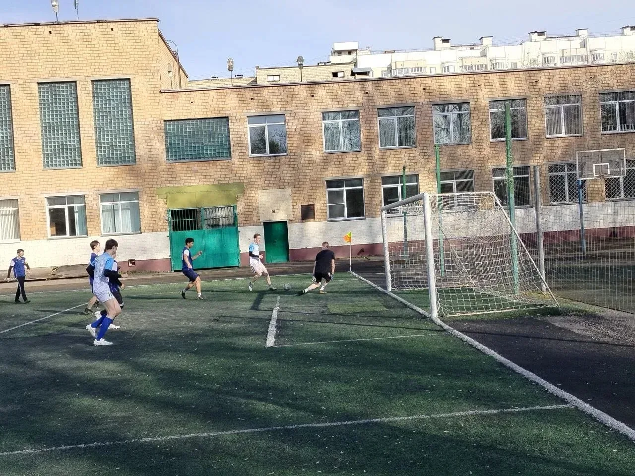 Серия побед в XVII Чемпионате школы 45 ⚽️🔥  XVII Открытый Чемпионат школы 45 по футболу набирает обо