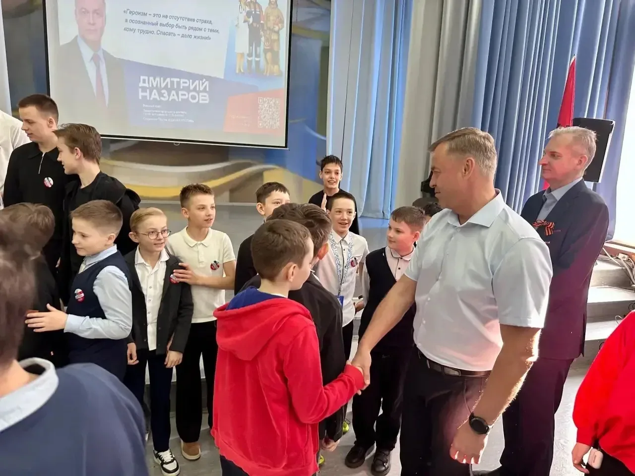Уроки жизни   💫 В нашей школе стартовал патриотический проект «Уроки жизни» — цикл встреч с людьми г