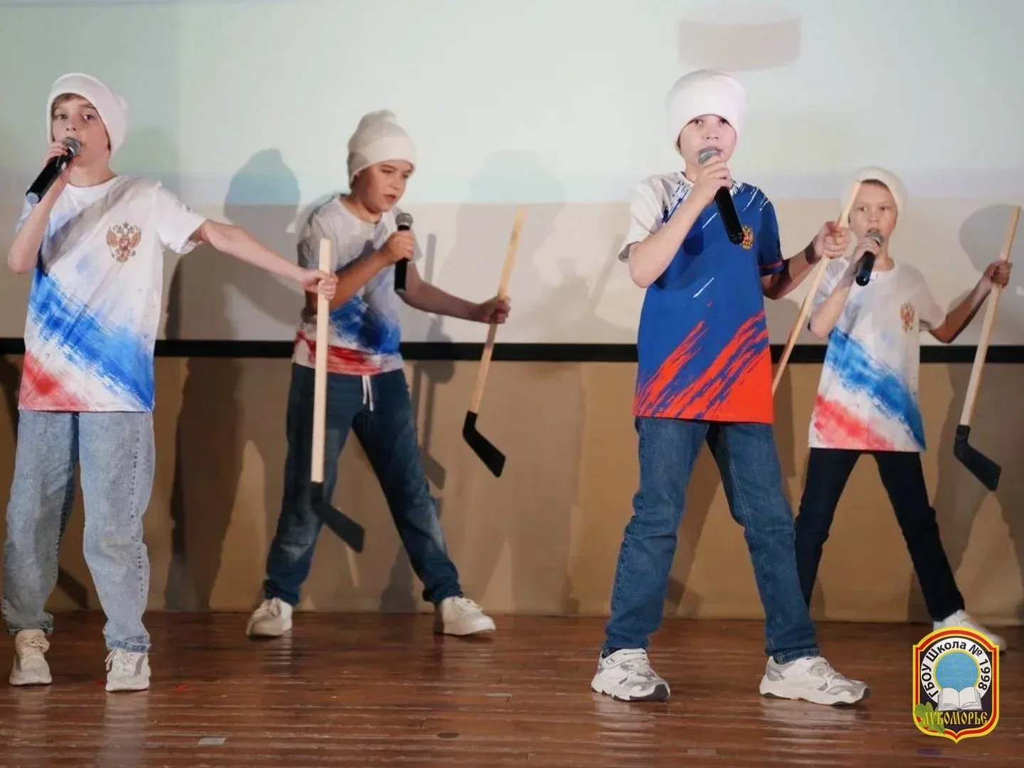 🎶 «МюзикБокс» — музыка, которую чувствуешь сердцем  В нашей школе прошёл отчётный концерт музыкально