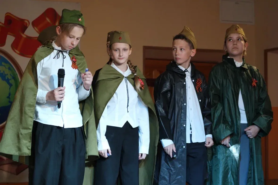 8 мая в школе состоялся яркий и душевный праздник – праздничный концерт "Ребята с нашего двора", пос