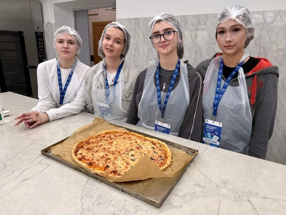 🍕 Профессиональная проба по специальности «Поварское и кондитерское дело»  Ученики 9 "З" и 9 "Е" в р