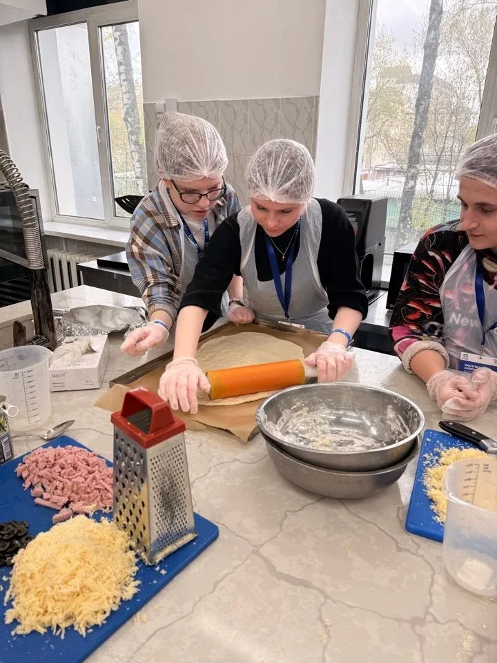 🍕 Профессиональная проба по специальности «Поварское и кондитерское дело»  Ученики 9 "З" и 9 "Е" в р
