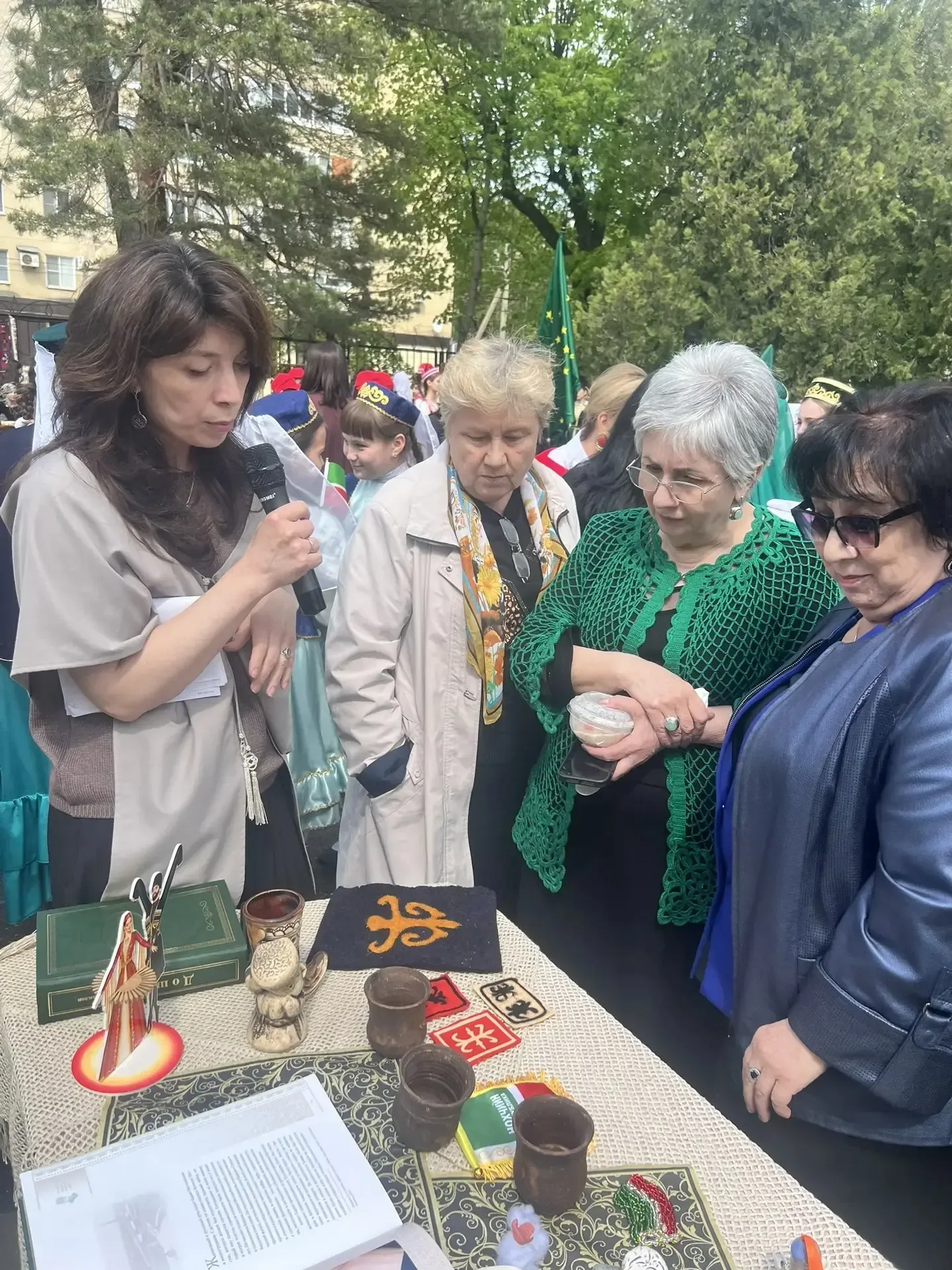 Дружба без границ: как 5В «путешествовал» по Чечне, не выезжая из Адыгеи 🏔️  30 апреля наш 5В класс 