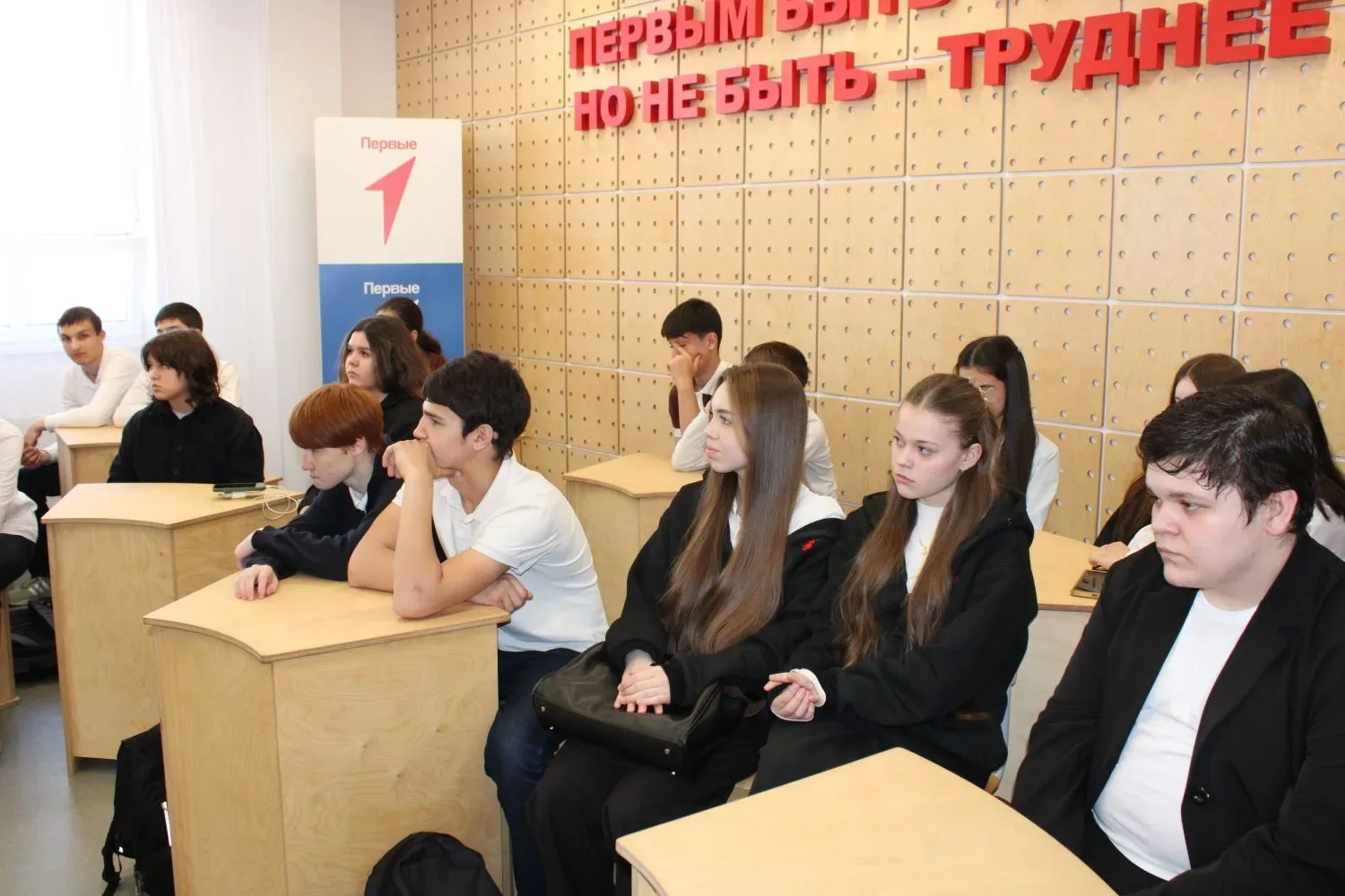 День коренных народов России: учимся с интересом!   В нашей стране живут удивительные народы, сохран