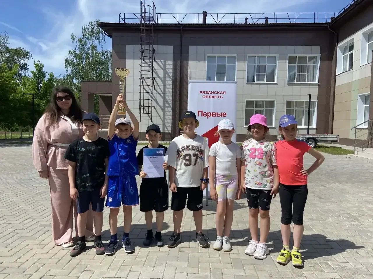 🏆 Муниципальный этап Всероссийского физкультурного мероприятия «Вызов Первых» завершён!  Команды Дяд