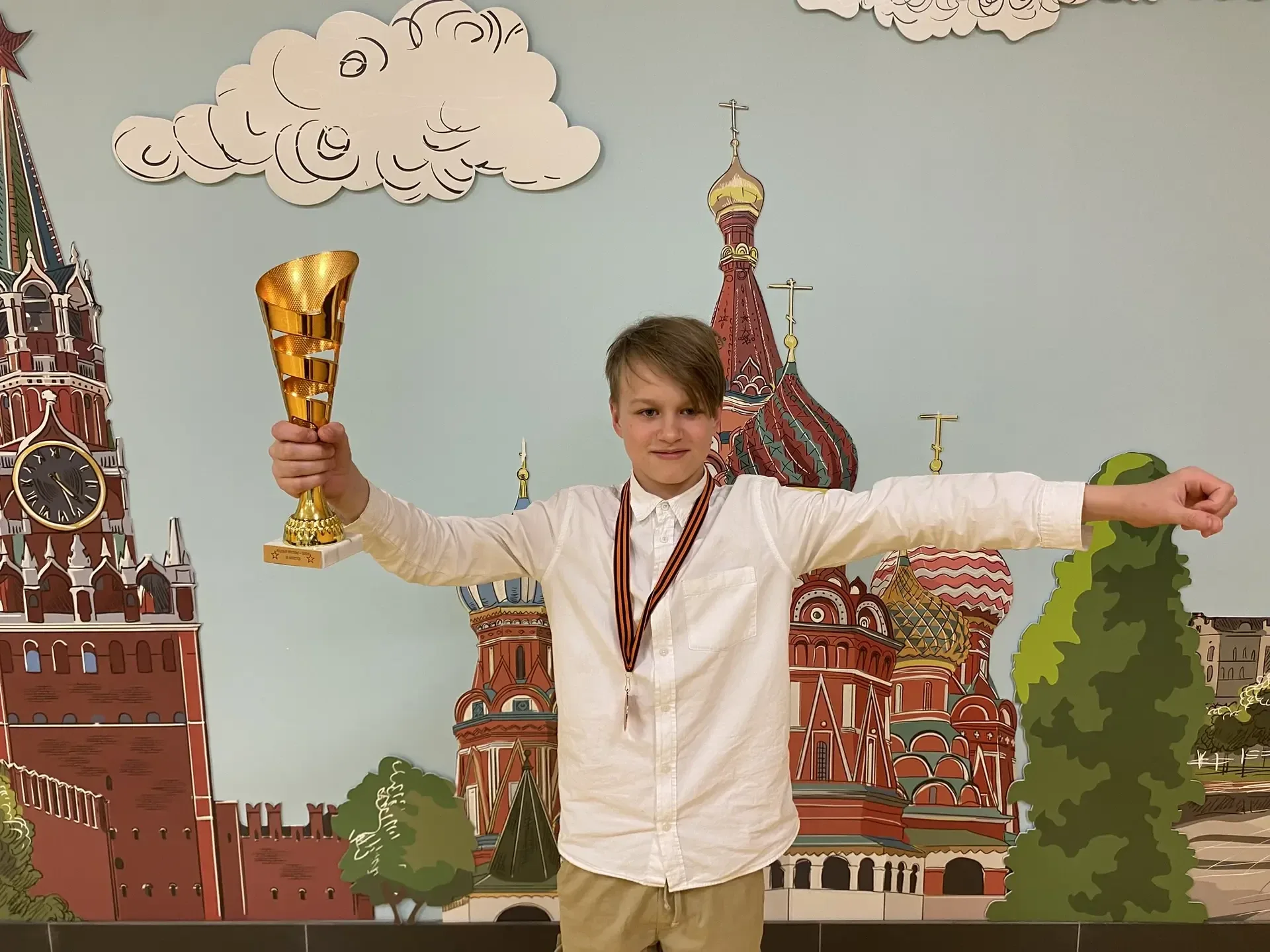 🏆 Школьные рекорды  С 19 по 25 апреля в греческом городе Ираклион состоялись Чемпионат и первенство 