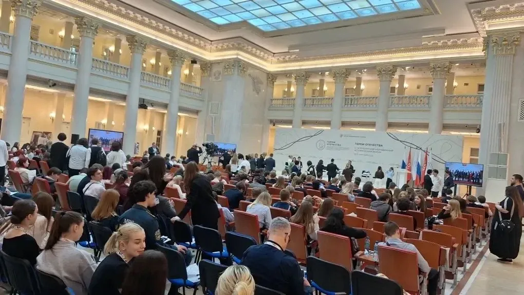 🇷🇺 Герои Отечества: прикосновение к истории в сердце Петербурга!  С 13 по 15 мая в Санкт-Петербурге 