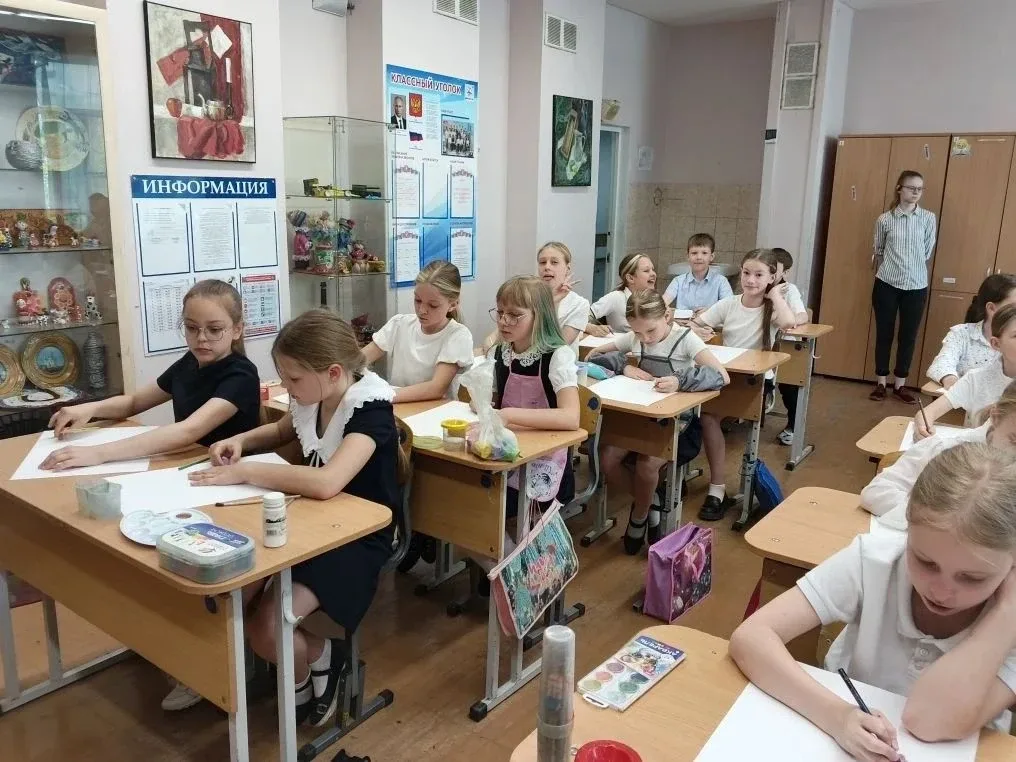 Школа №48 Екатеринбурга подтвердила статус лидера в развитии российско-китайского образовательного с