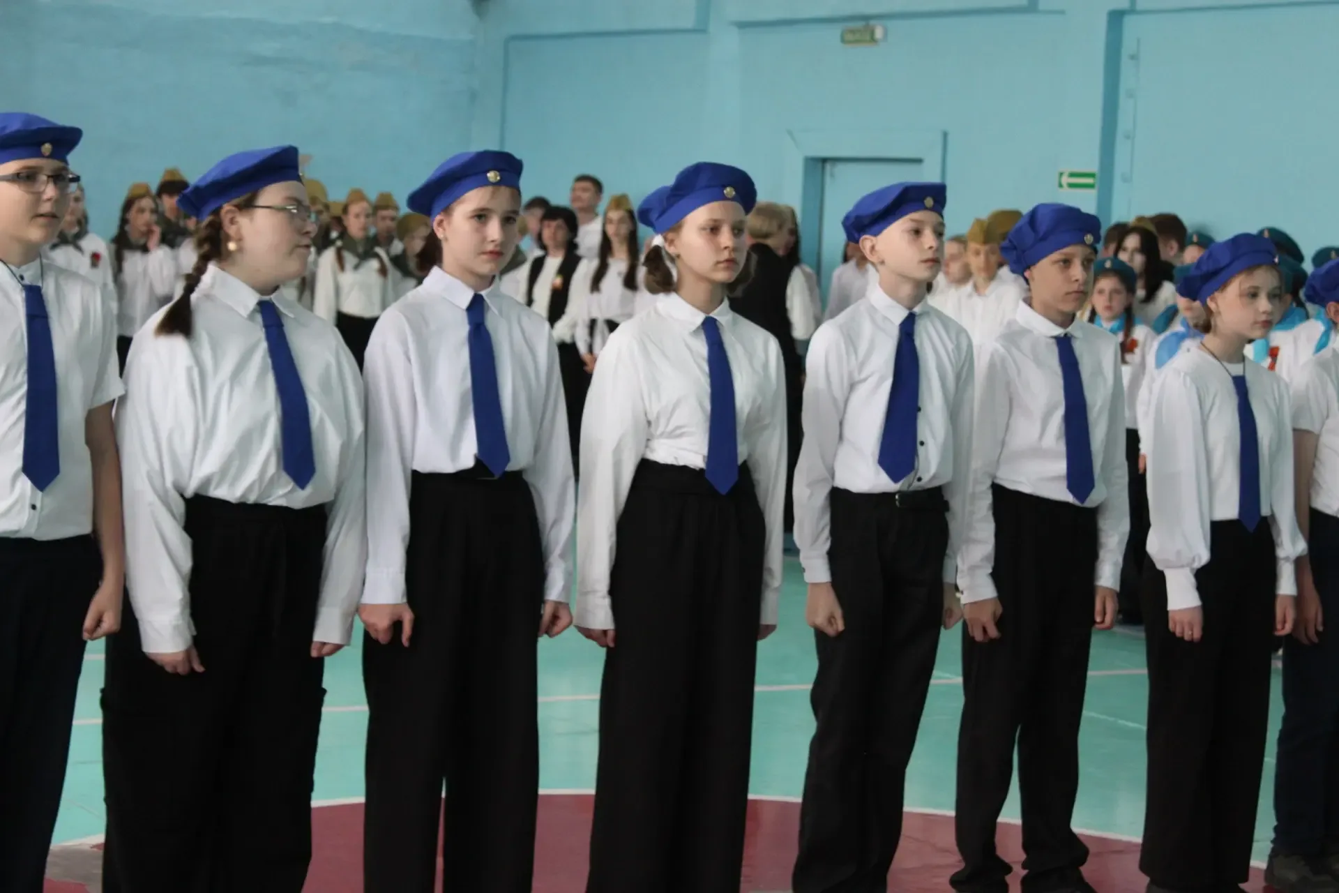 🎖️ В нашей школе прошёл Праздник песни и строя, посвящённый 81-й годовщине Великой Победы! 🎖️  Наши 