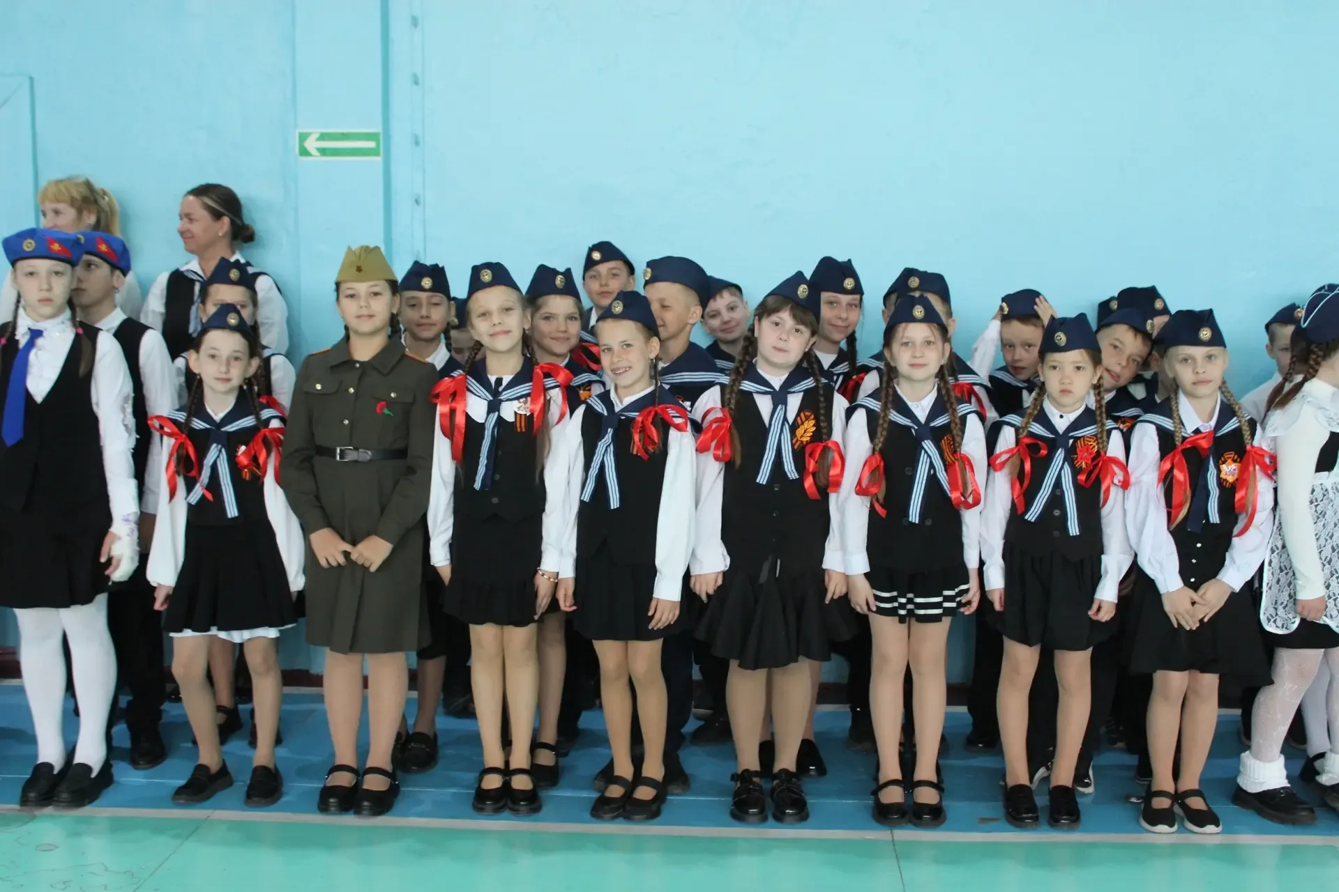 🎖️ В нашей школе прошёл Праздник песни и строя, посвящённый 81-й годовщине Великой Победы! 🎖️  Наши 