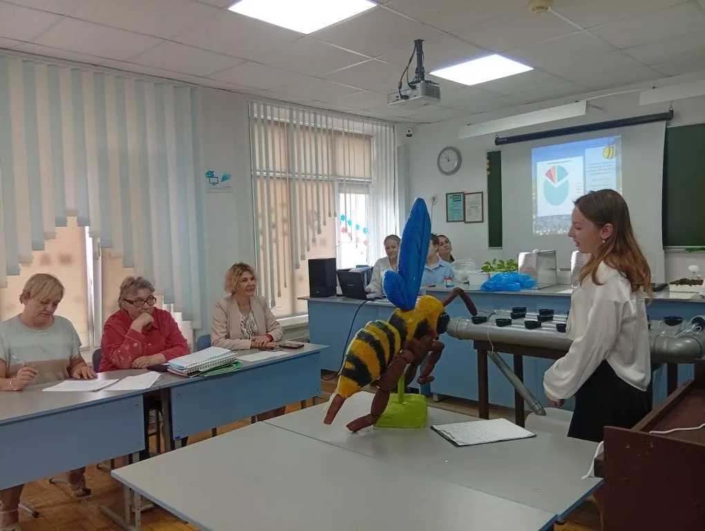👨‍🎓От школьной парты к научным открытиям: защита проектов в МБОУ СОШ № 6 имени И.Т. Сидоренко.   ✨13
