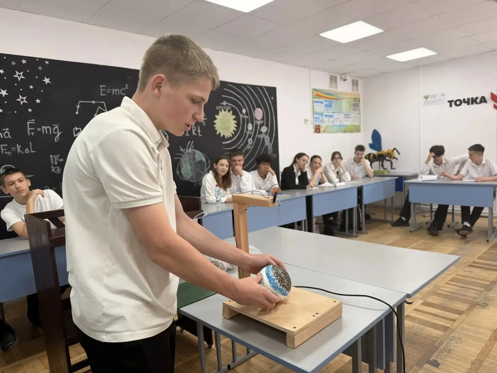 👨‍🎓От школьной парты к научным открытиям: защита проектов в МБОУ СОШ № 6 имени И.Т. Сидоренко.   ✨13
