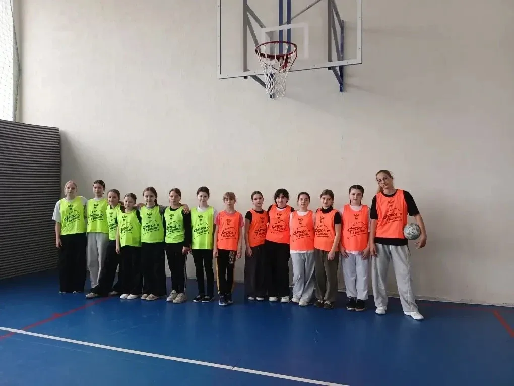 «Мы в игре!» - активность Всероссийского фестиваля «Футбол в школе» для девочек, знакомящая с футбол