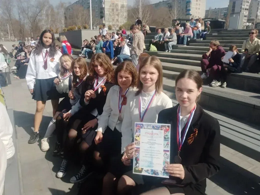 🥉 Бронза на Кубке администрации Новоильинского района! 🎉С гордостью сообщаем, что наша команда девуш