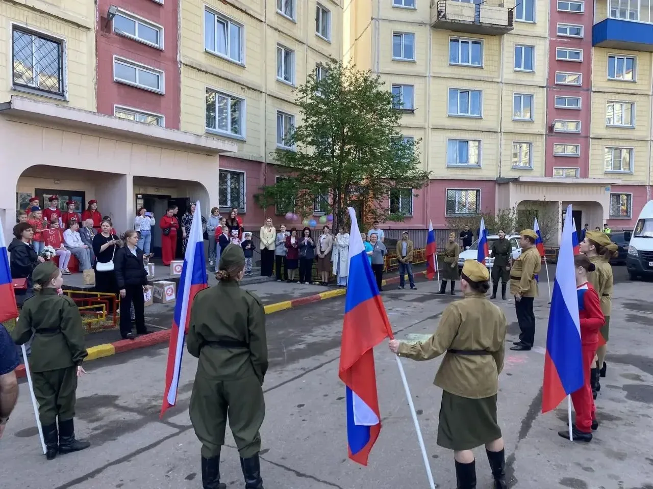 🌟Чтим память героев… 🎖️В эти дни, когда память о Великой Победе особенно жива в наших сердцах, юнарм