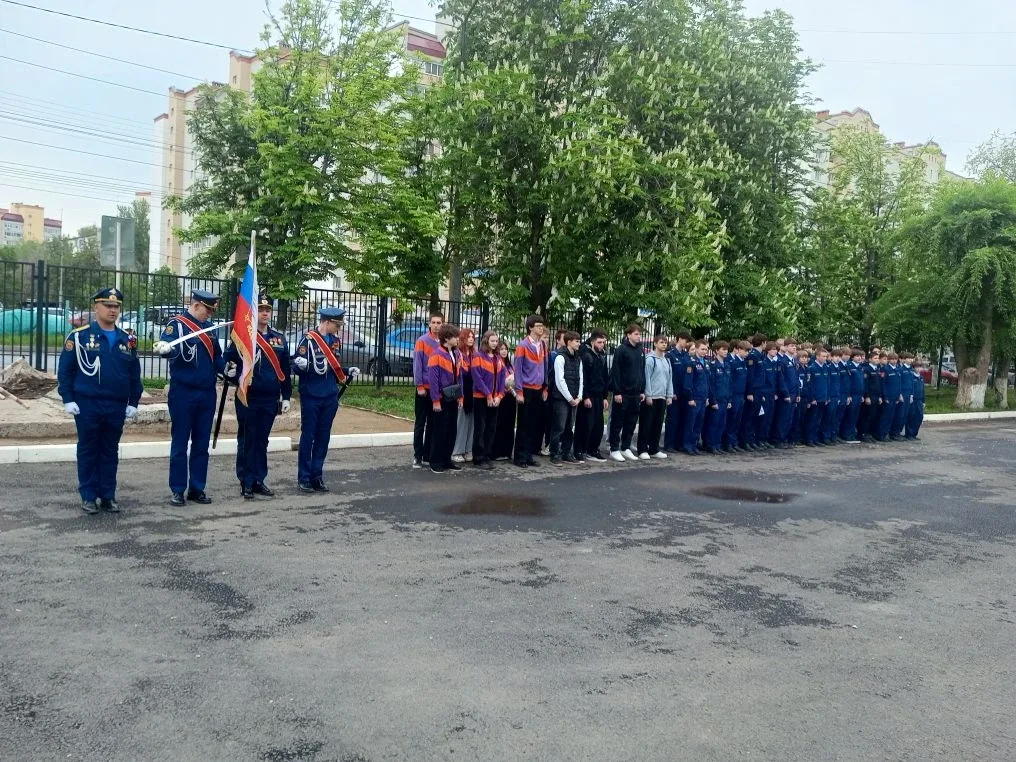 13 мая 2026 года во дворе МОУ «СОШ «Патриот» с кадетскими классами им. Героя РФ Ю.М. Дейнеко прошло 