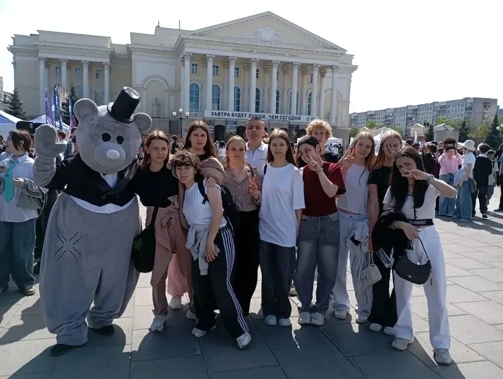 🌟 Профориентационный фестиваль «МАЯК» в Тюмени! 🌟  15 мая на площади 400-летия Тюмени состоялся ежег