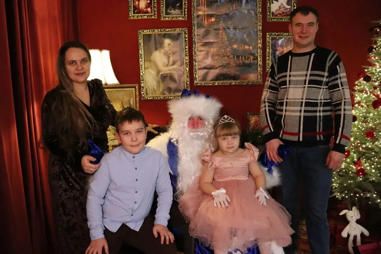 📸 «Семья в объективе» — тепло, которое объединяет!  В честь Международного дня семьи в нашей школе п