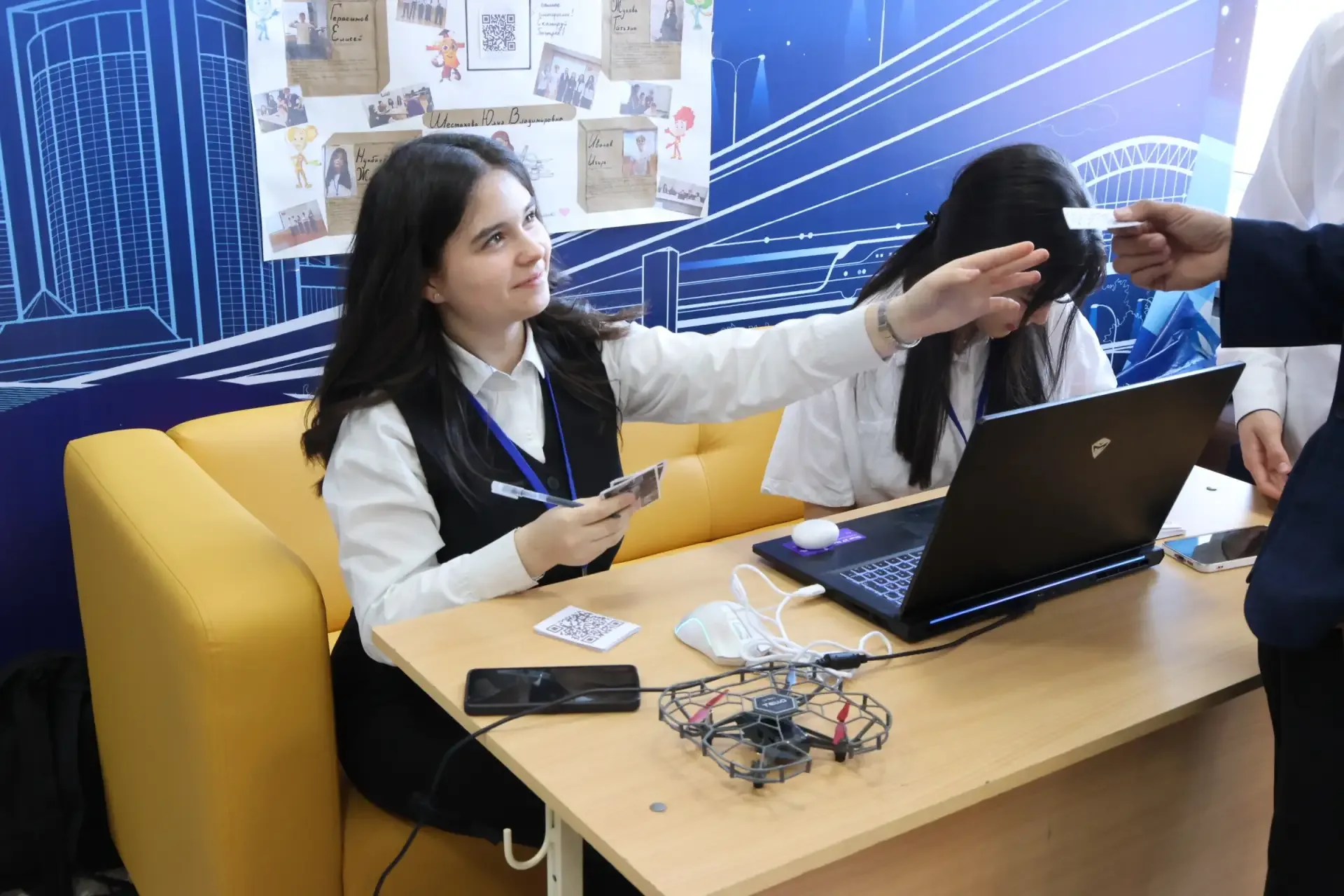 Фестиваль проектов «Сириус. Лето: начни свой проект – 2025/2026»  Сегодня в рамках регионального фор
