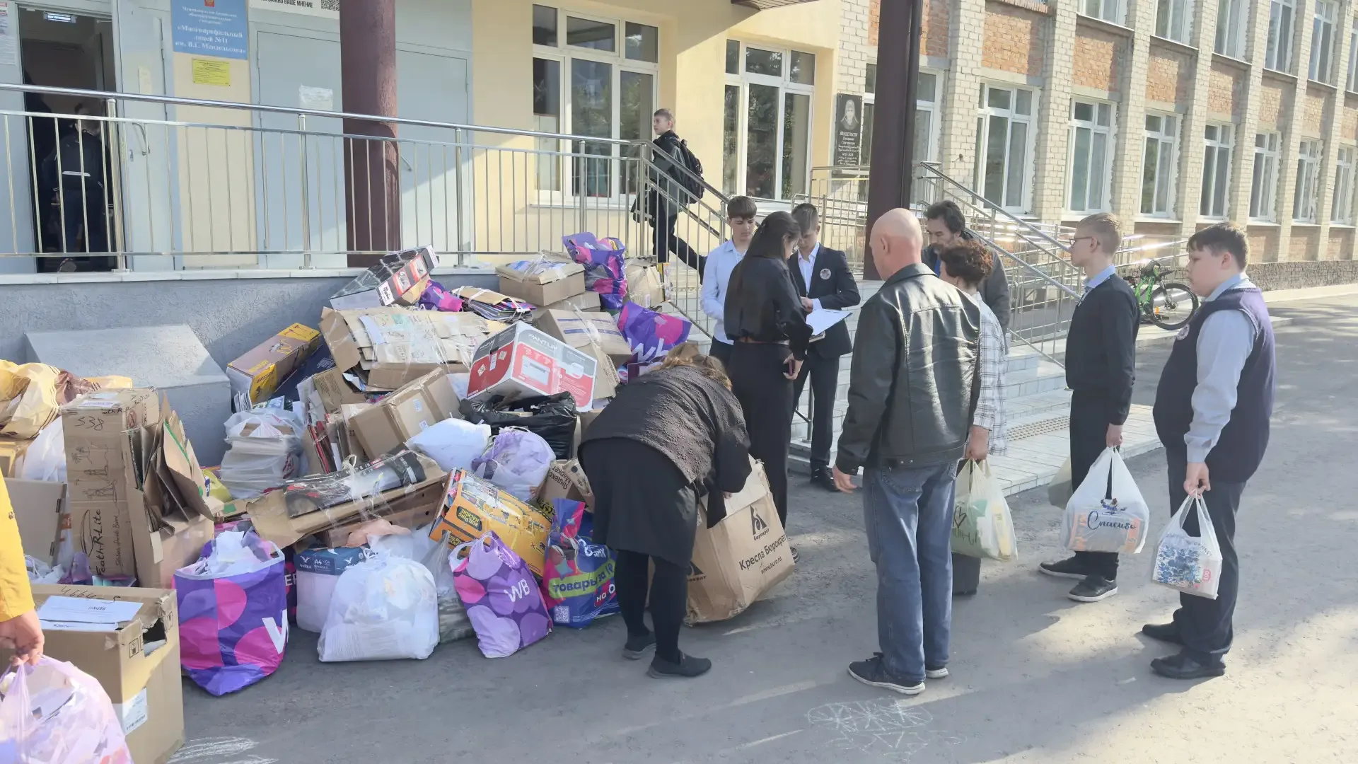 12 мая прошла традиционная экологическая акция по сбору макулатуры   В ежегодной акции приняли участ