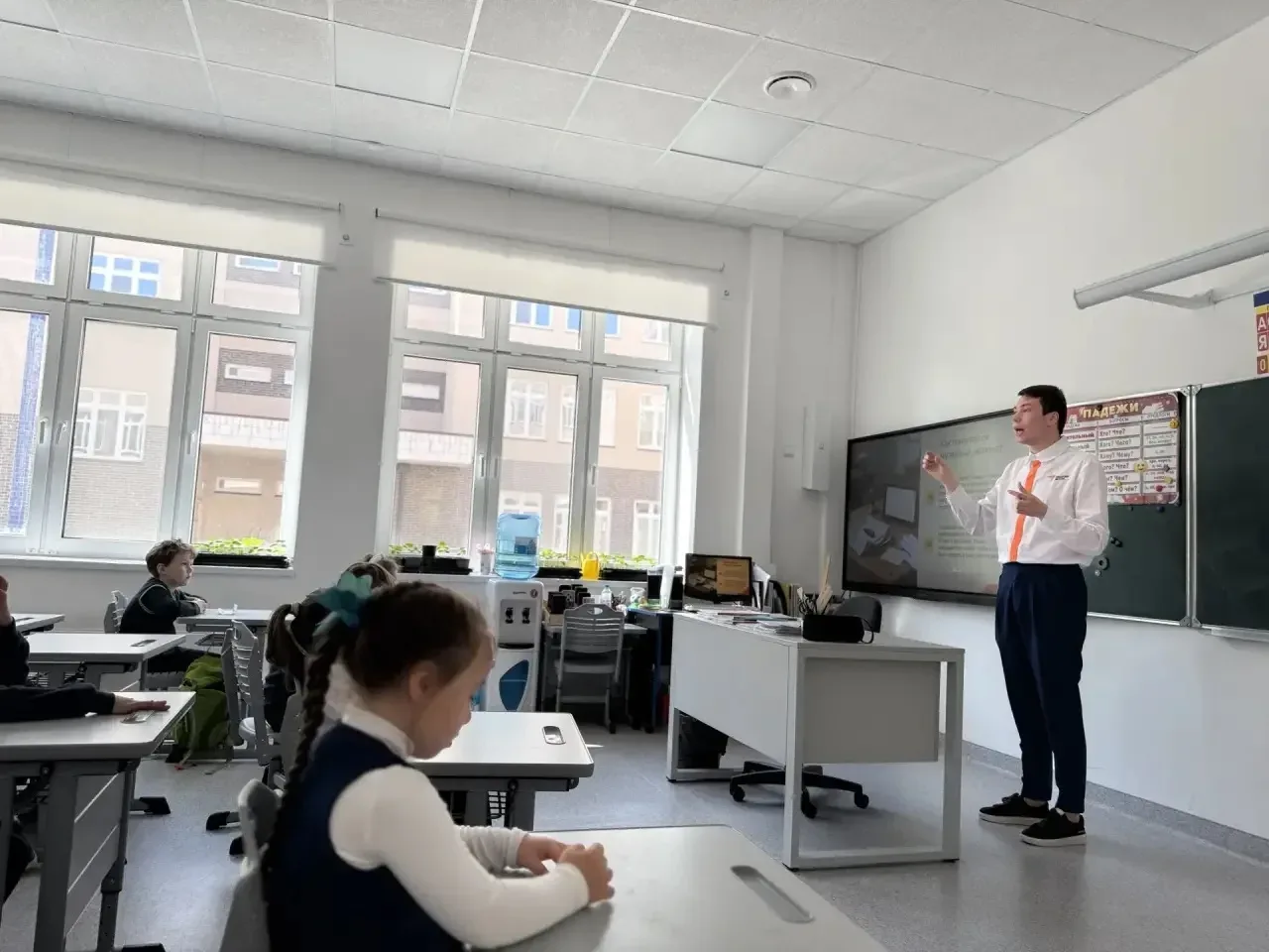 Удивительное музейное путешествие 🧳   В преддверии Международного дня музеев ученики 1-х классов отп