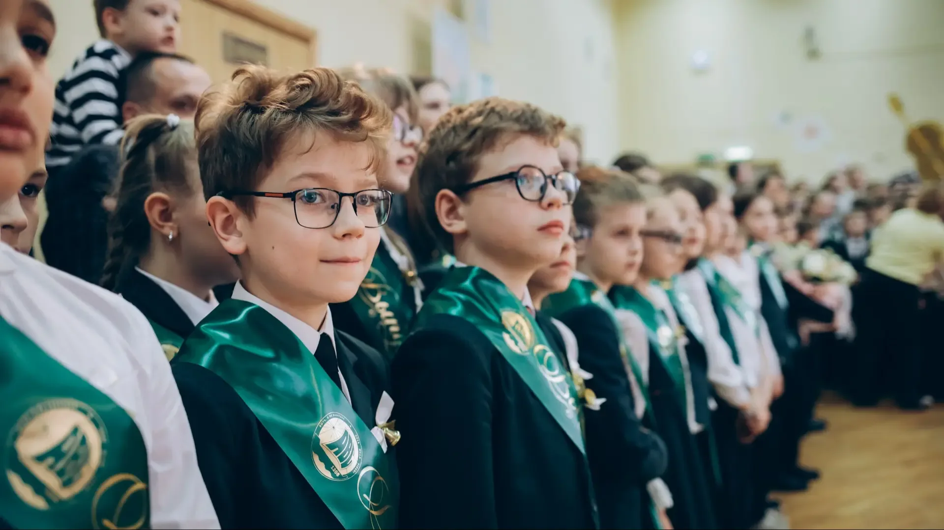 #НачальнаяШкола | Первый школьный выпускной 🎓  Во 2 корпусе нашей школы прошёл тёплый и радостный вы