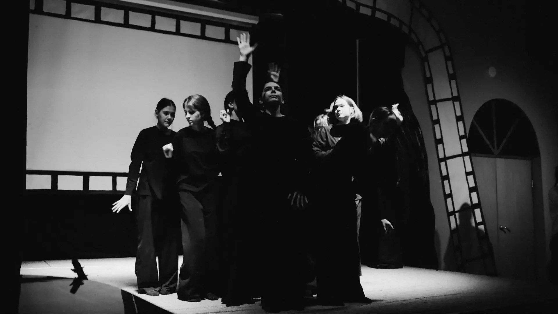 #ДопОбразование | Концерты, которые тронули сердца 🎶    В 1 корпусе школы прошла серия праздничных к