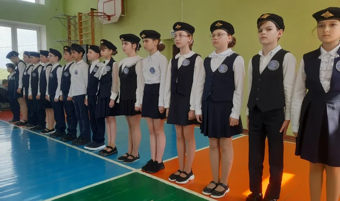 🇷🇺Смотр строя и песни в начальной школе #Акимовка  🎖15 мая в 1 корпусе Образовательного центра  №2 п