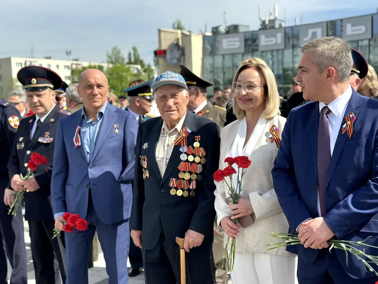 9 Мая — день, который трогает сердце каждого. Это не просто дата в календаре, это наша память, наша 