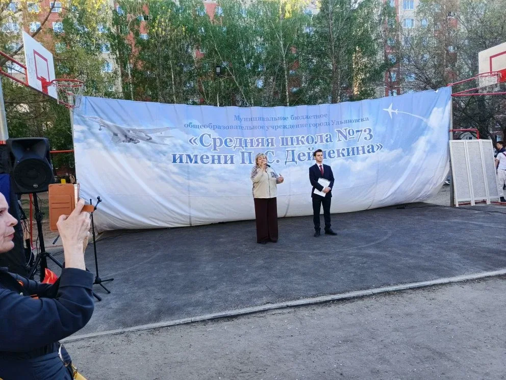 Концерт, посвященный Дню Победы в этом году собрал еще больше народа, чем в прошлом! Наши юные артис