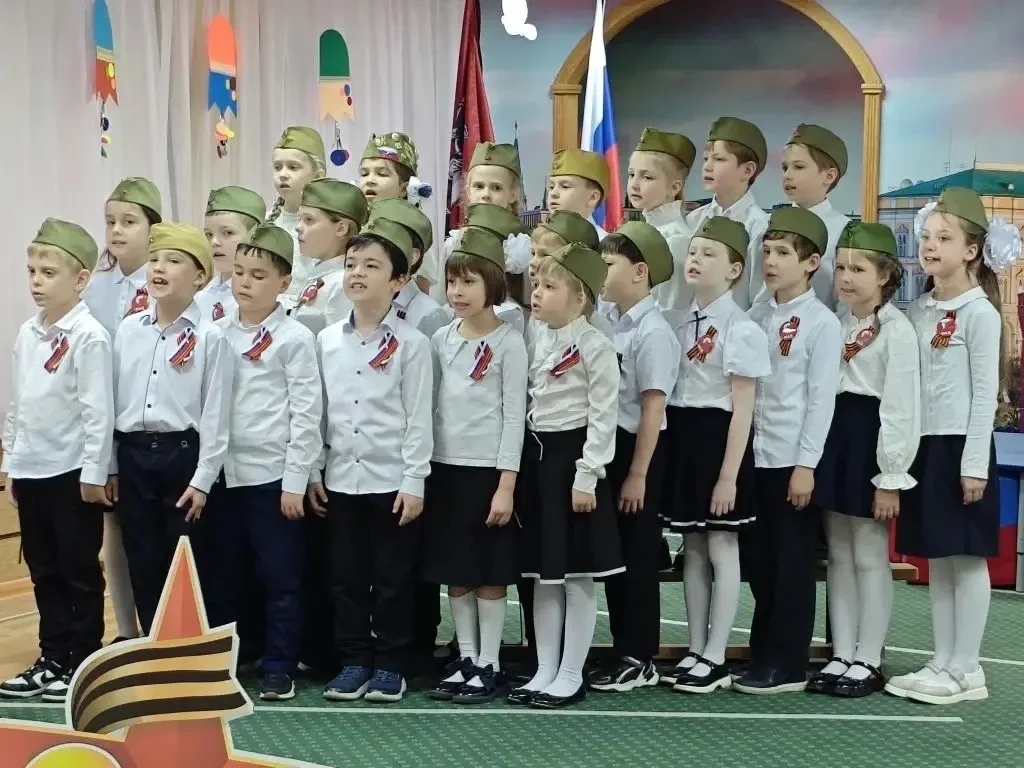 🎵 Фестиваль патриотической песни  📍 Новаторов, 20к3  🙏 В нашем корпусе прошёл фестиваль патриотическ