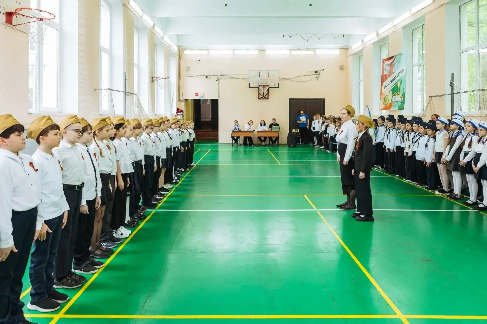 🎖Конкурс строя и песни, посвященный Дню Победы  📍Новаторов, 34к1  🎶12 мая в нашем корпусе состоялся 