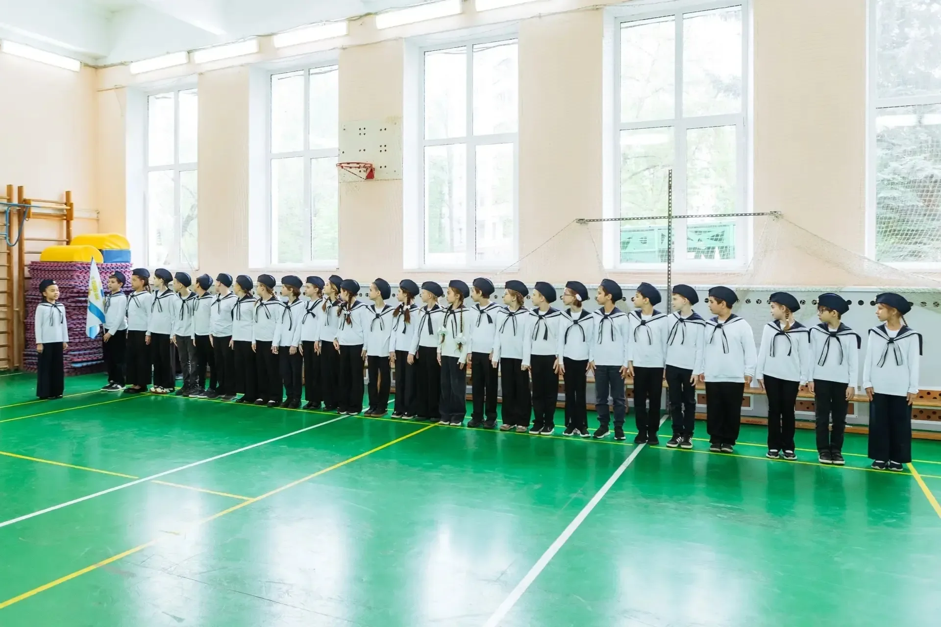 🎖Конкурс строя и песни, посвященный Дню Победы  📍Новаторов, 34к1  🎶12 мая в нашем корпусе состоялся 