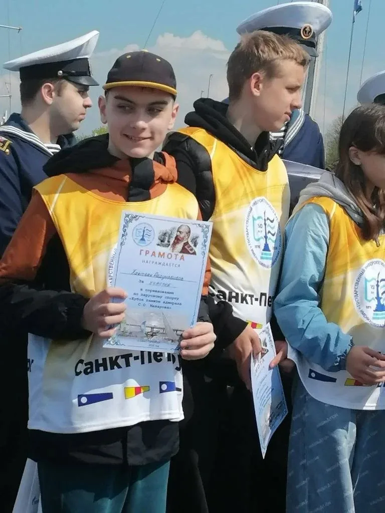 ⚡️Ветер в парусах и честь в сердце! ✅17 мая в городе прошла торжественная регата памяти адмирала Сте