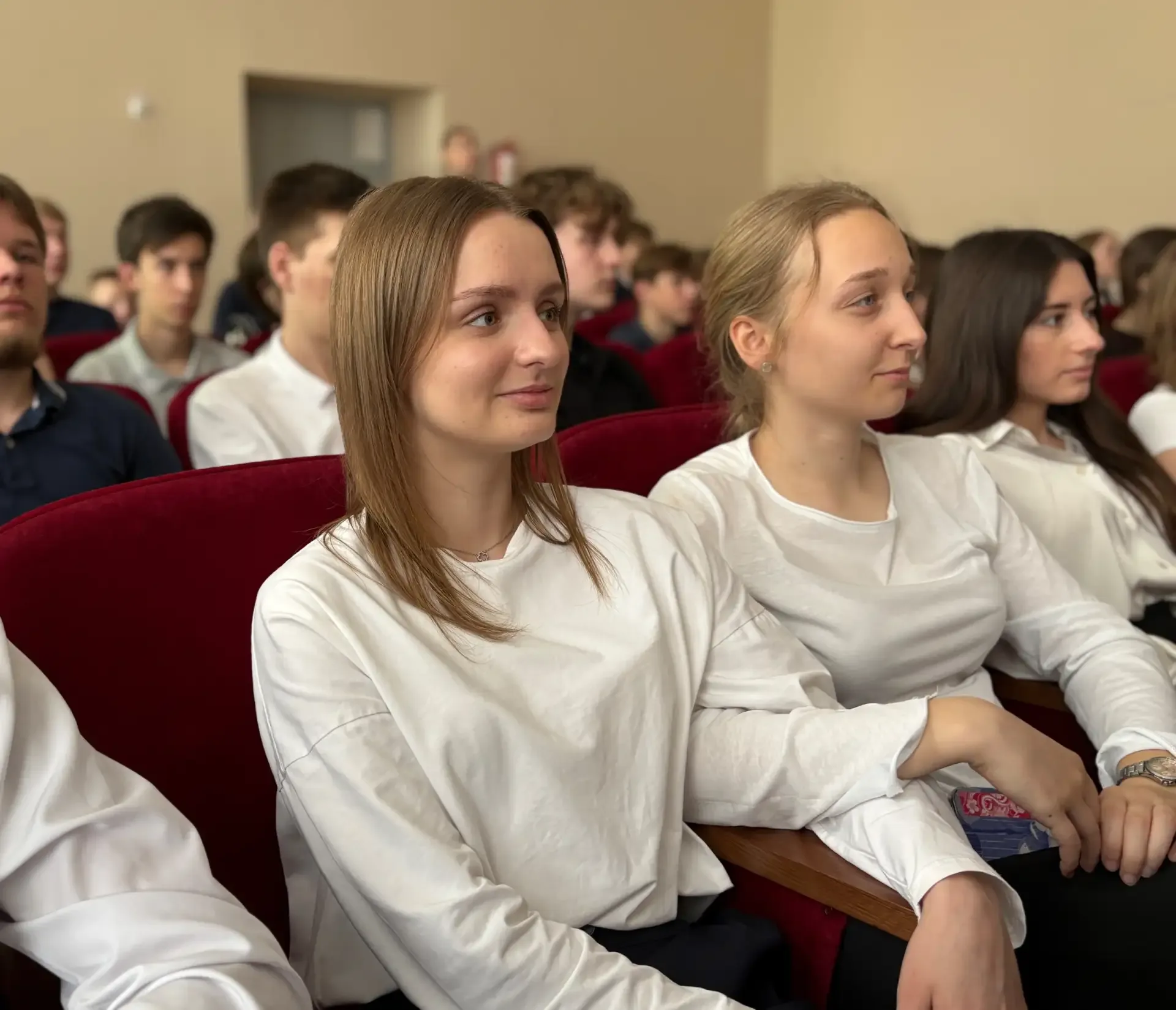 🎭✨ Искусство, которое заставляет задуматься… В гимназии состоялся интерактивный спектакль «А была лю