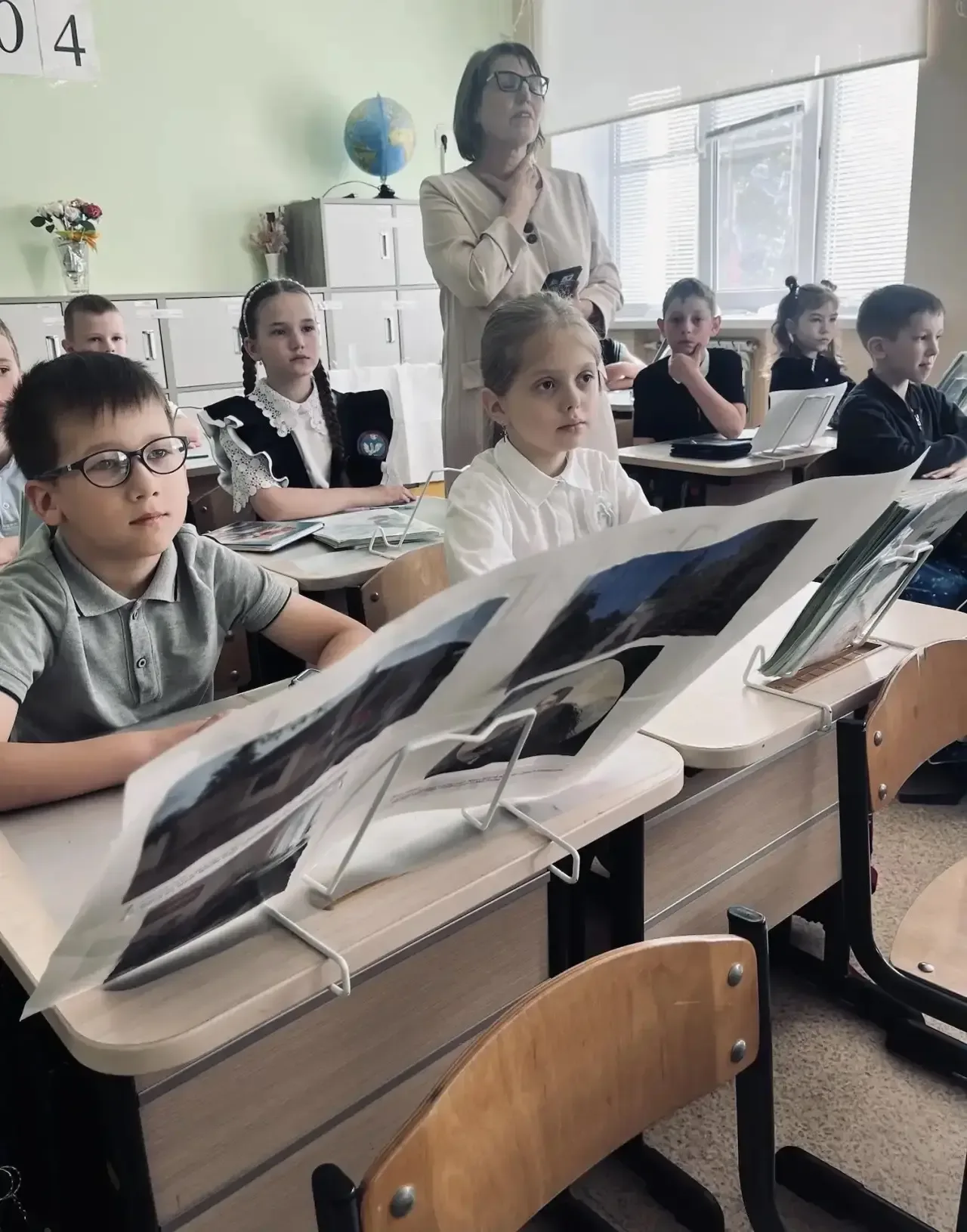 🧳🇷🇺 Россия — страна, которую можно изучать бесконечно… ✨ Во 2 «А» классе прошла настоящая мини-экспе