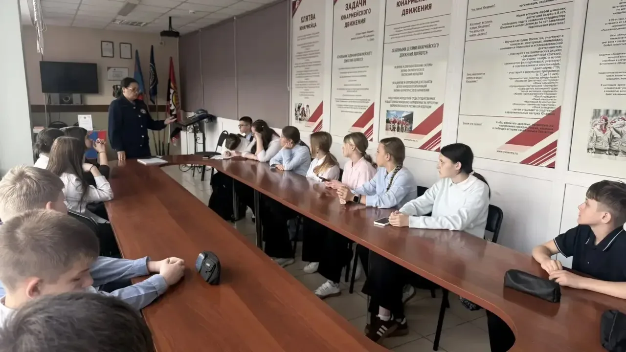 В период с 05.05 мая по 22.05 проведен цикл профилактических часов,  сотрудниками РЦППМС Столбовой О
