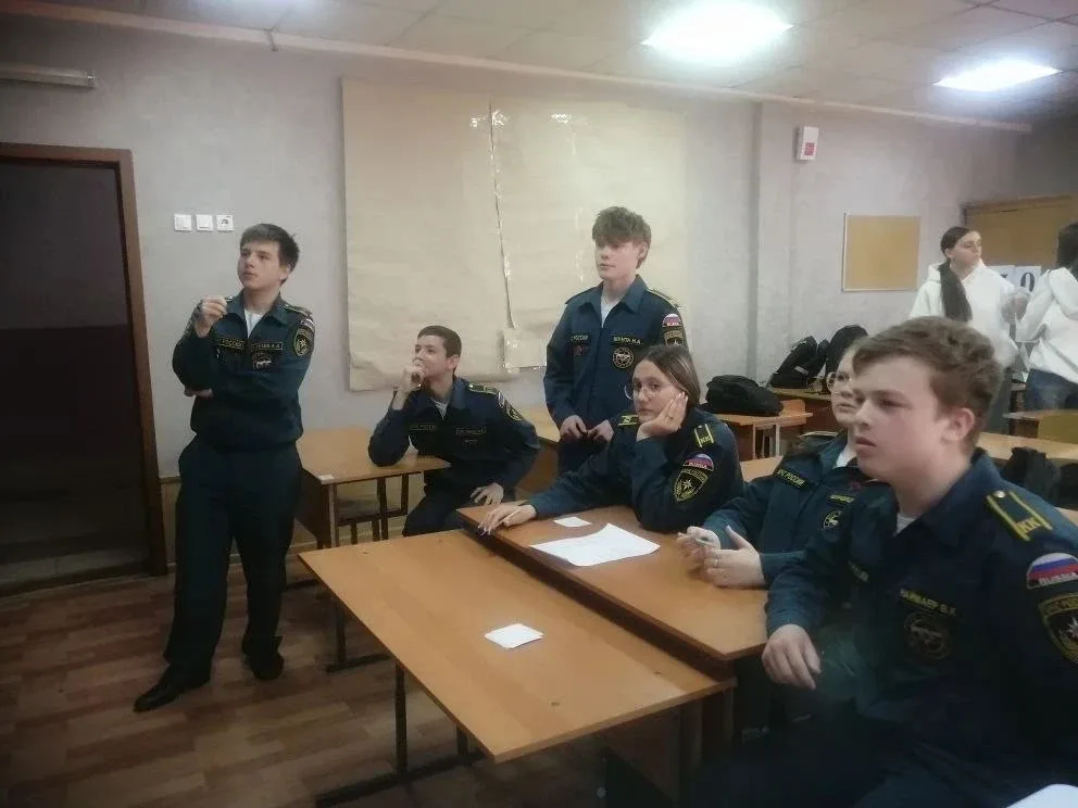 Победный Май продолжает свою поступь!  В нашей школе прошла квест-игра "Наследие войны", в которой п