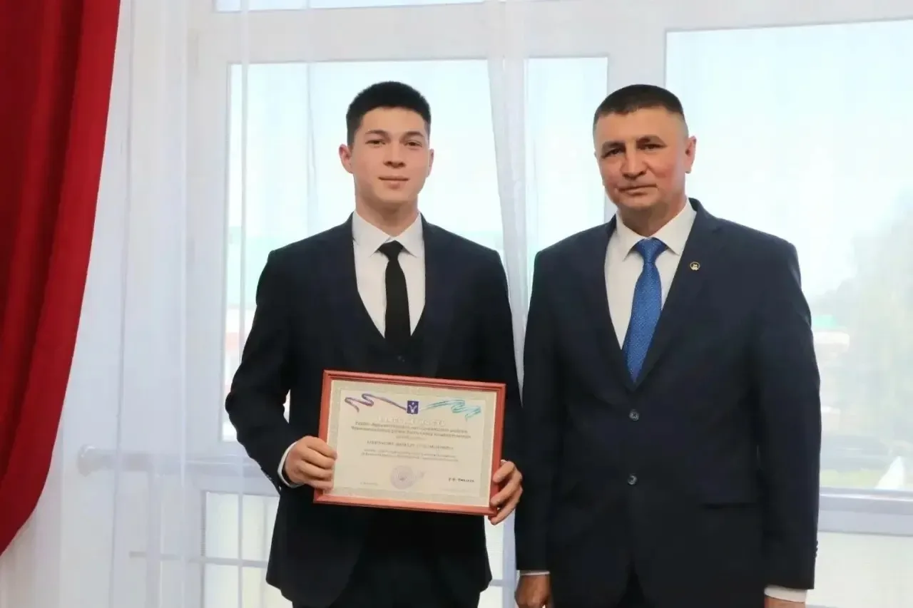💫ГЛАВА РАЙОНА ПОЗДРАВИЛ ПОБЕДИТЕЛЕЙ И ПРИЗЕРОВ РЕГИОНАЛЬНОГО ЭТАПА ВСЕРОССИЙСКОЙ ОЛИМПИАДЫ ШКОЛЬНИКО