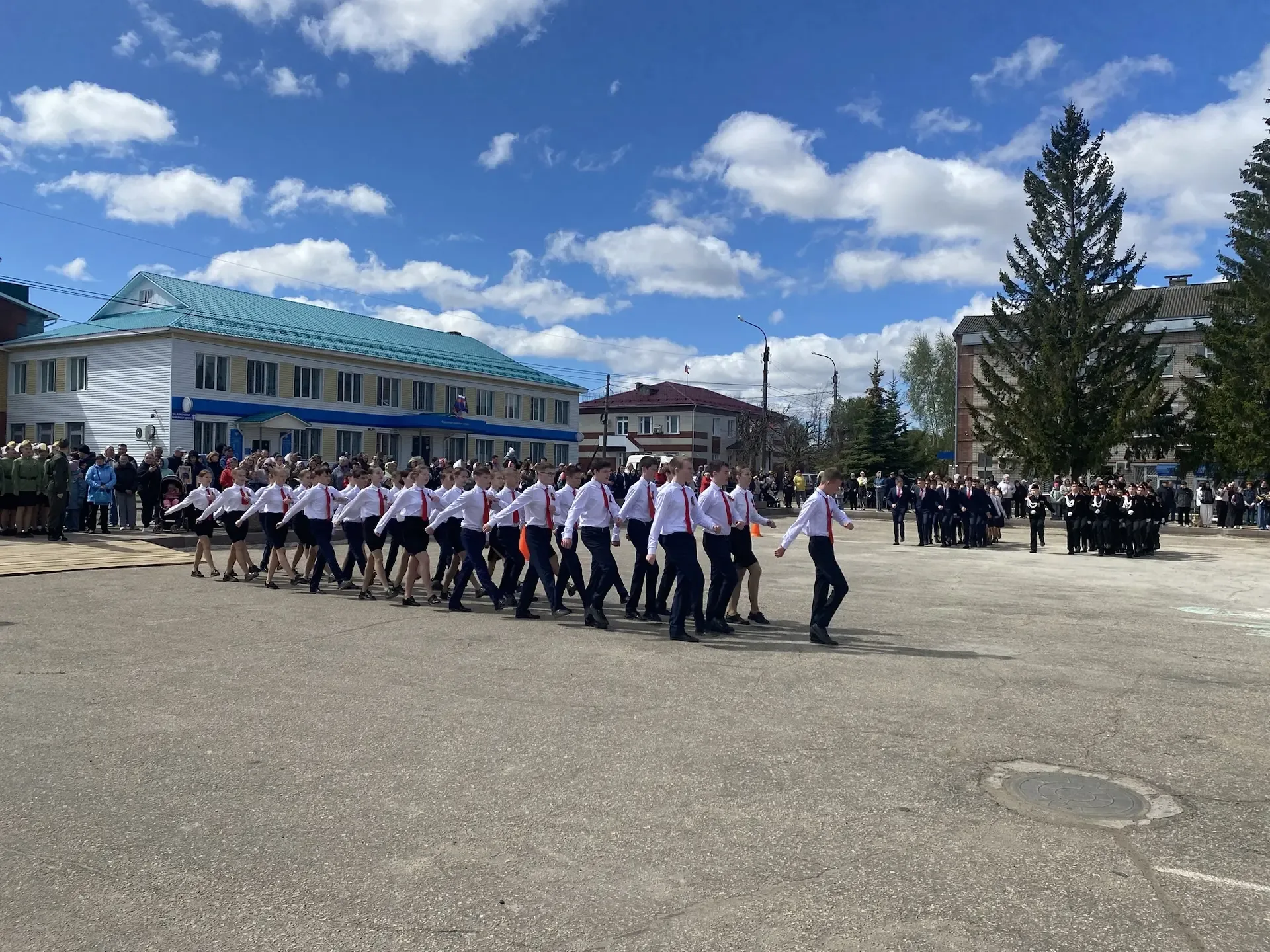 Парад юнармейцев