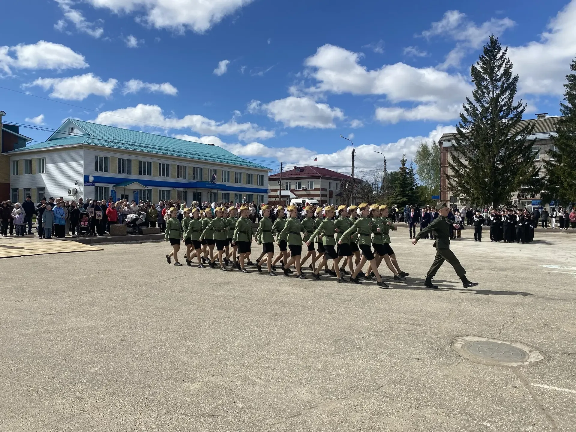 Парад юнармейцев