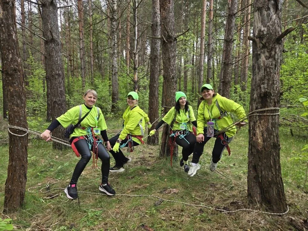 🏕️ Слет педагогов: «Искорка» зажигает звезды! 🏕️ С 14 по 16 мая в загородном лагере «Искорка» состоя